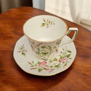 Queen’s Fine Bone China England Teacup & Saucer Pink White Floral Gold Trim